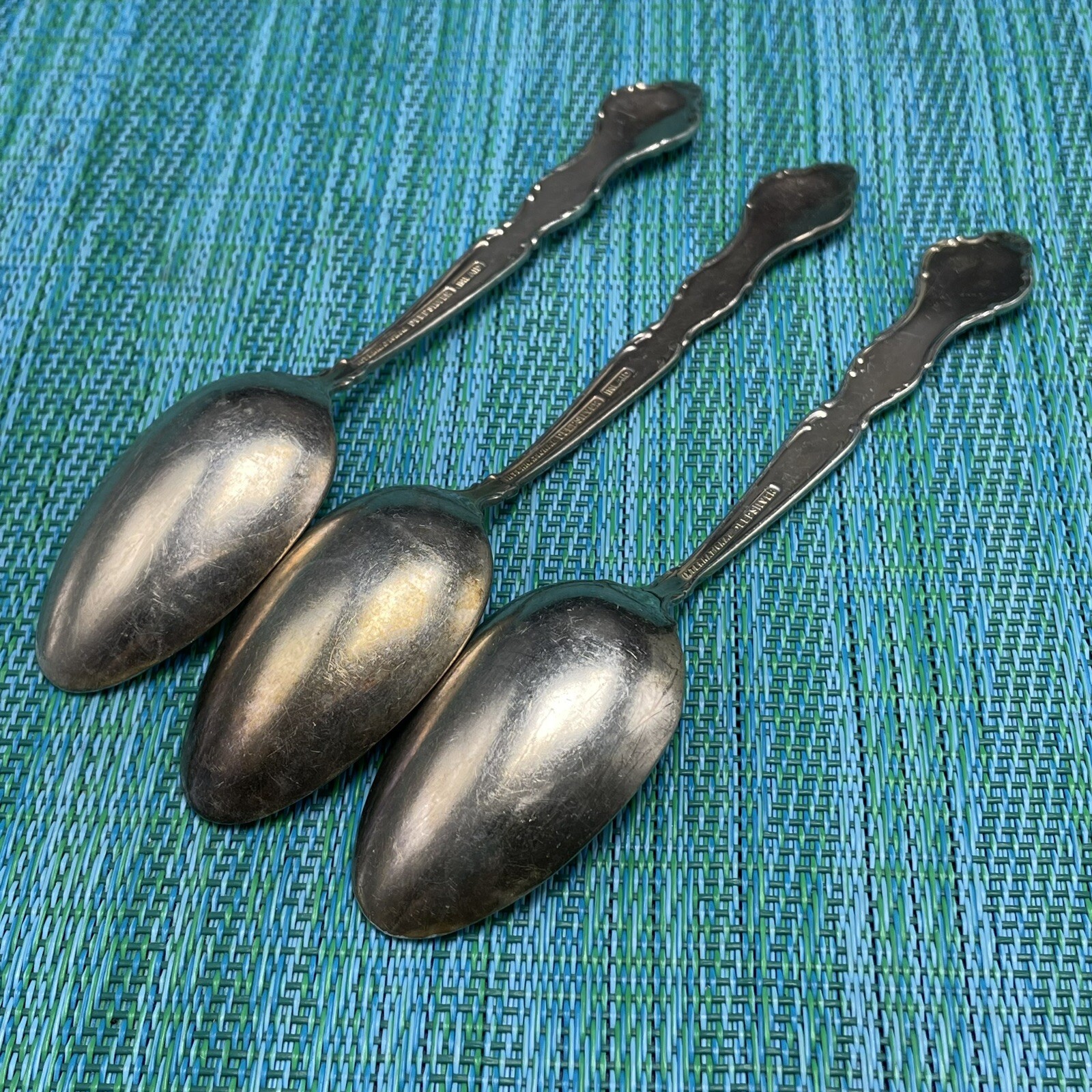 3 International Deep Silver WAKEFIELD Silverplate TEASPOONS Silverware