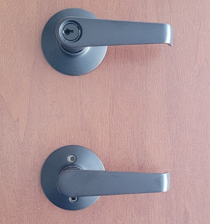 Schlage Elan Storeroom Function Keyed Entry Door Lock Handle Aged Bronze NOS