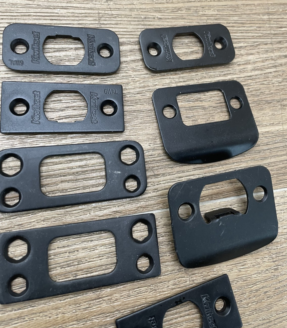 Kwikset 818VNH LIP 514 SMT 6AL STRKP Keyed Entry Handleset - Matte Black - READ*
