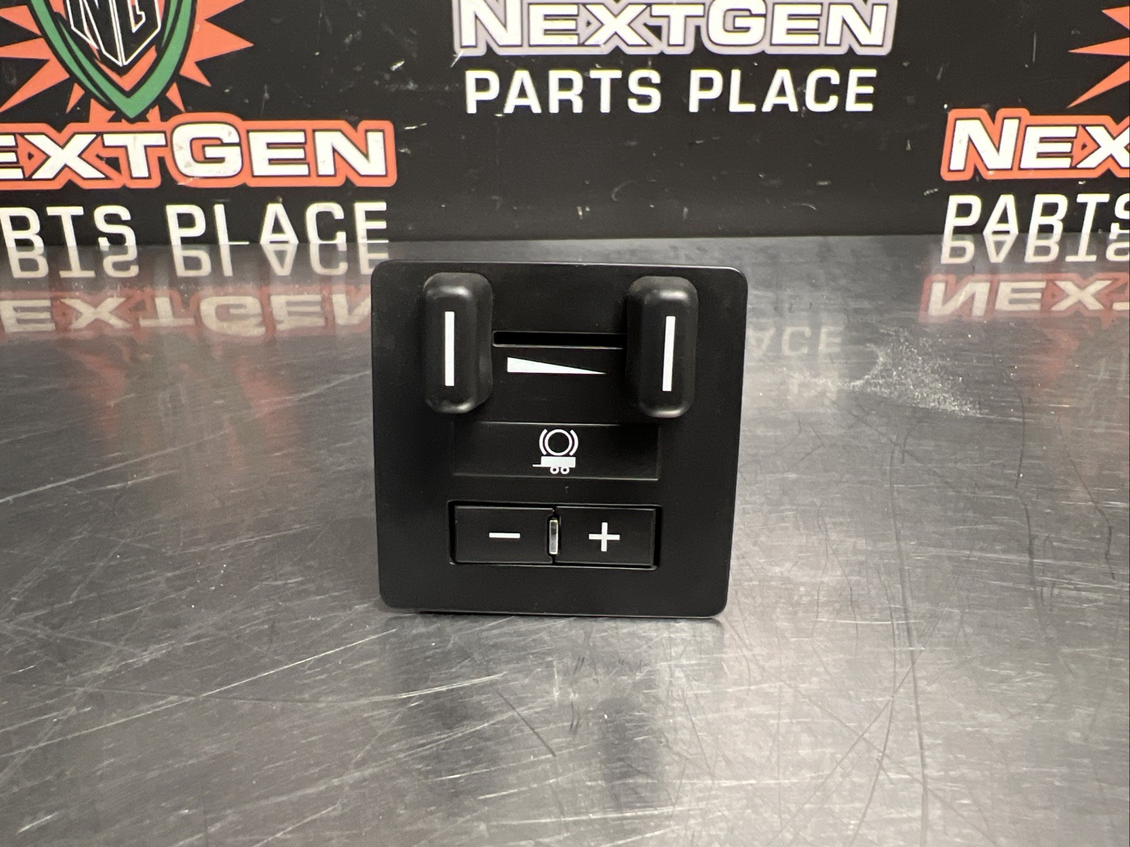 2007-2013 GMC Sierra Chevy Silverado Trailer Brake Control Switch 15926102 #1506