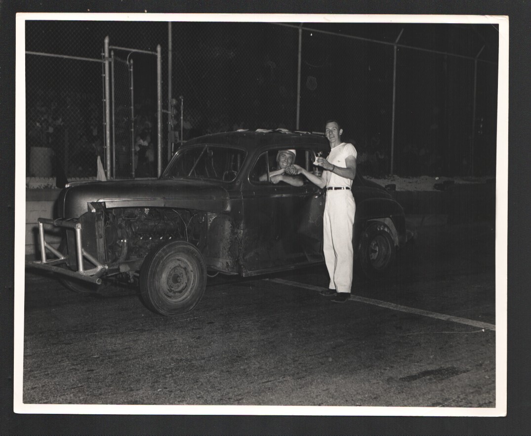 Sports Pub: Mance Park Speedway Auto Race Photo no #-1950's-Chicago IL-Winner...