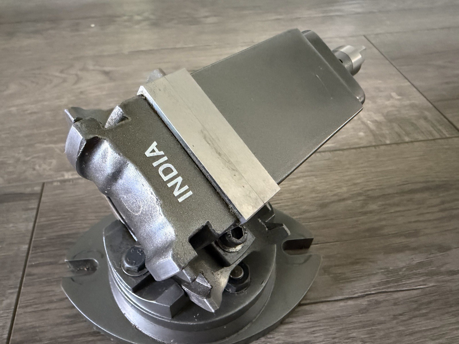 Precision Milling Machine 2" Vise 3 Way Swivel Angle Table Vise (Missing Handle)