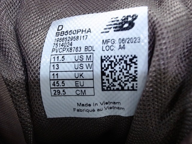 New Balance 550 Men's Fashion Lifestyle Shoes Sneakers Size Men 11.5 / Wmn 13