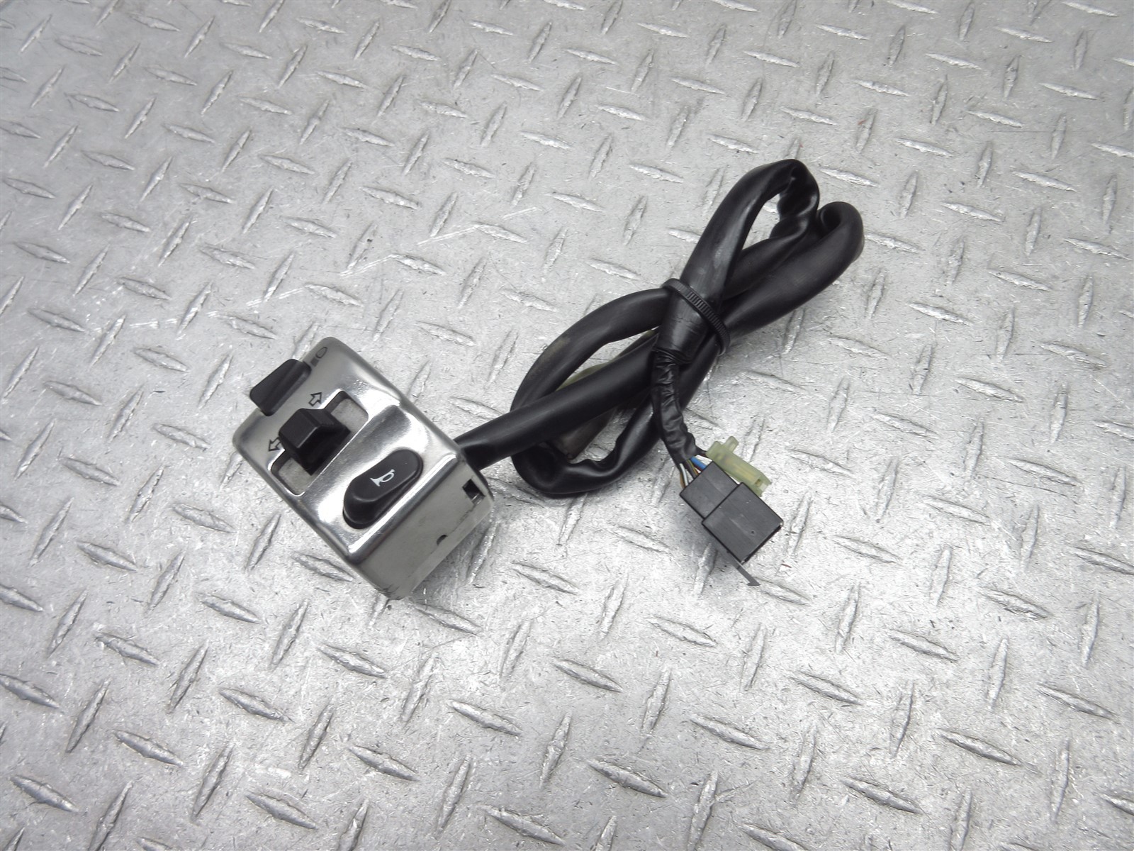 2004 03-08 Kawasaki Vulcan 1600 Classic VN1600 Left Switch Handlebar Control