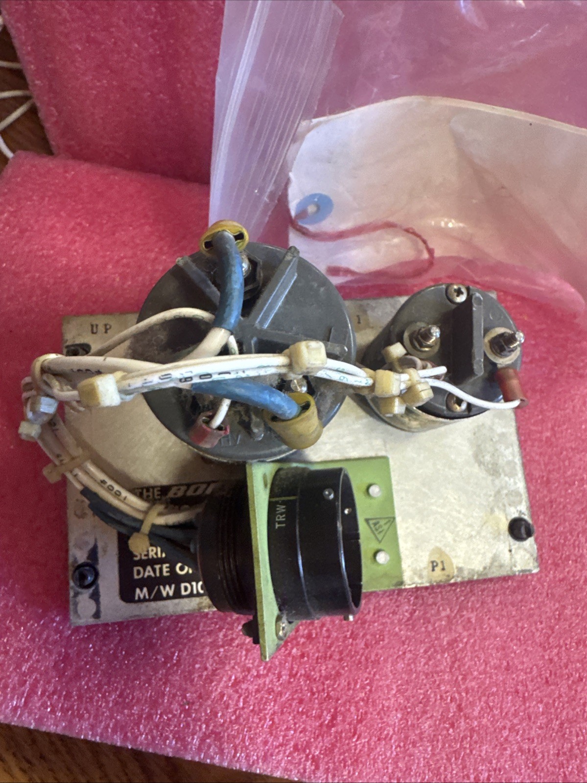 Boeing 69-37331-52 Lighting Control BIN13