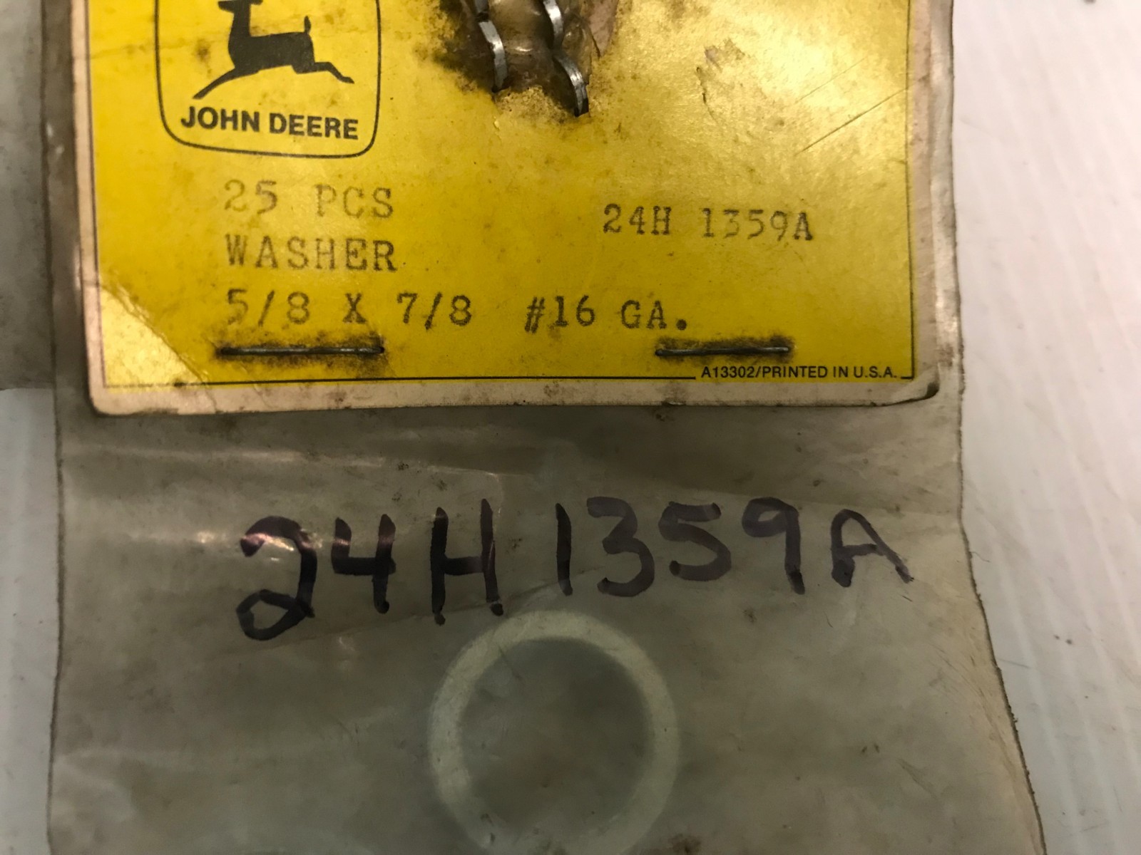 24H1359  GENUINE John Deere  WASHER   QTY of 6 Washers    Replaces ER023265