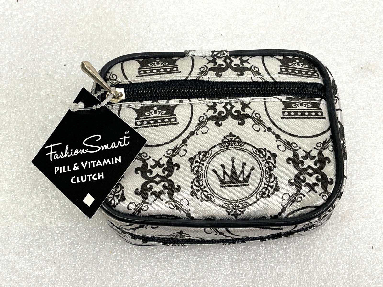 Fashion Smart Pills & Vitamin Clutch Travel Pill Case 8 pill slots