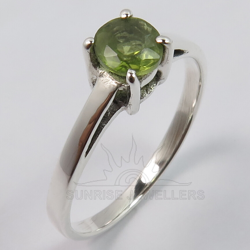 Garnet Gemstone Handmade Engagement Ring 925 Sterling Silver Ring All US Sizes
