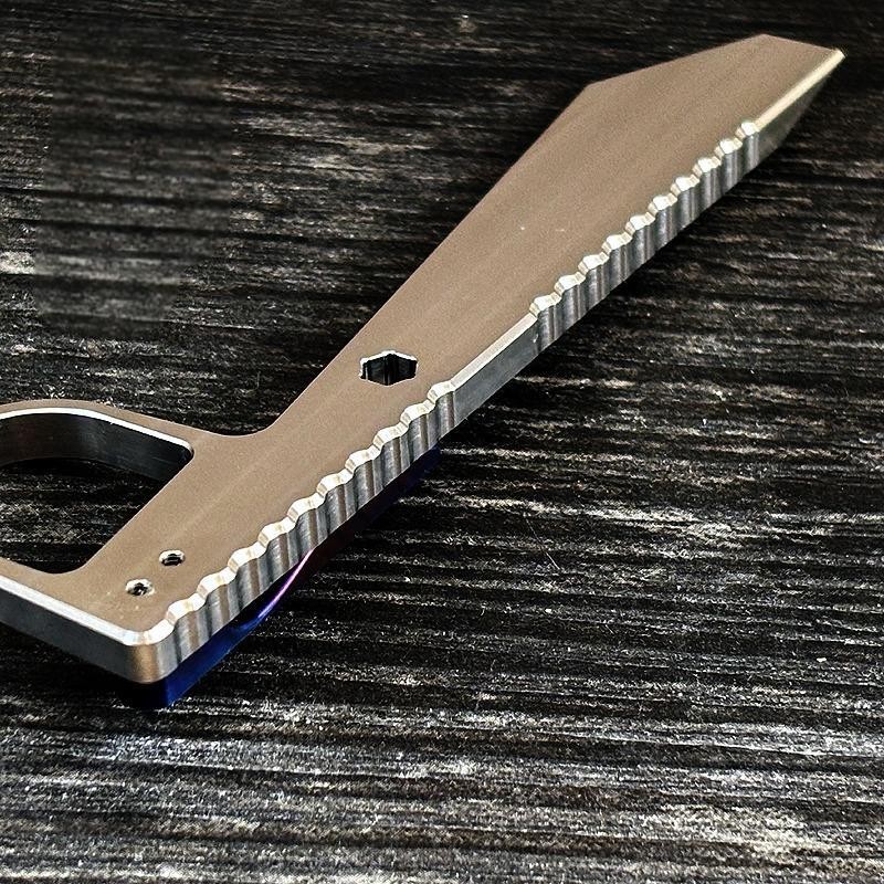 EDC Titanium Pry Bar Crowbar Wrench with Pocket Clip Outdoor Camping Multi Tools