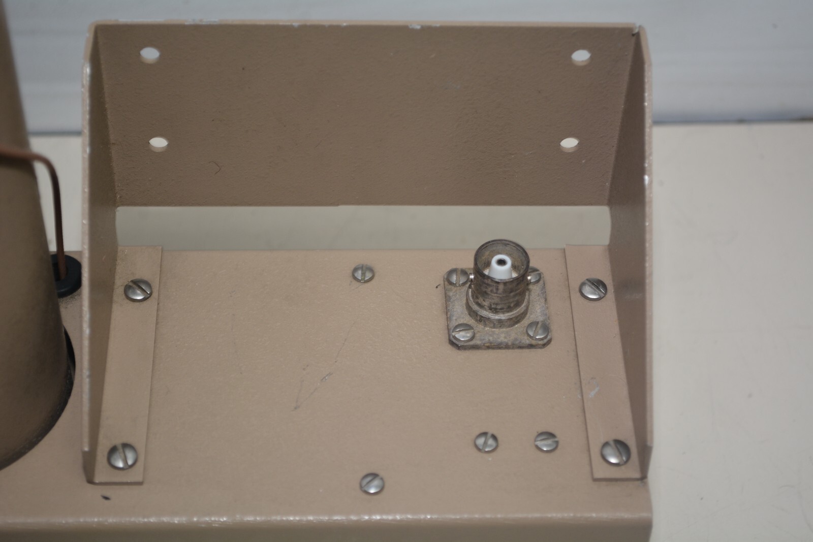 Ludlum Model 43-10 Alpha-Beta Sample Counter Head #W3673