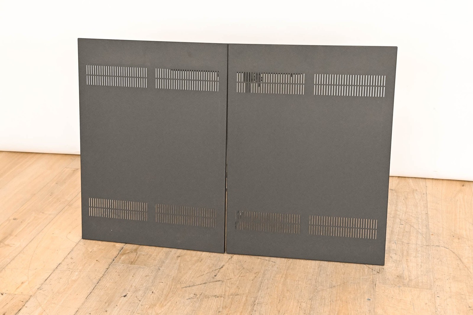Middle Atlantic SP-5-14 Side Panels for Slim 5, 14 RU, 20" Deep CG01WBN