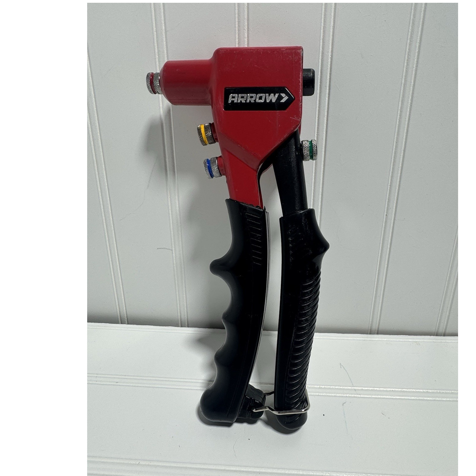 Arrow RT188M Hand Riveter w/ Nosepieces 3/32-3/16 in Red/Black