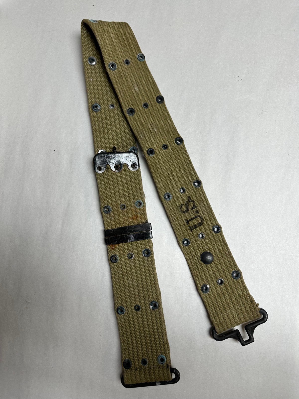 USGI  WWII 1942 DATED PISTOL BELT
