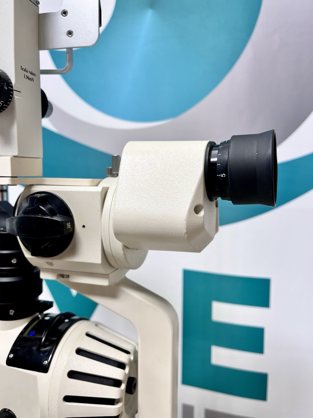 Topcon SL-2ED Slit Lamp w/ Tonometer