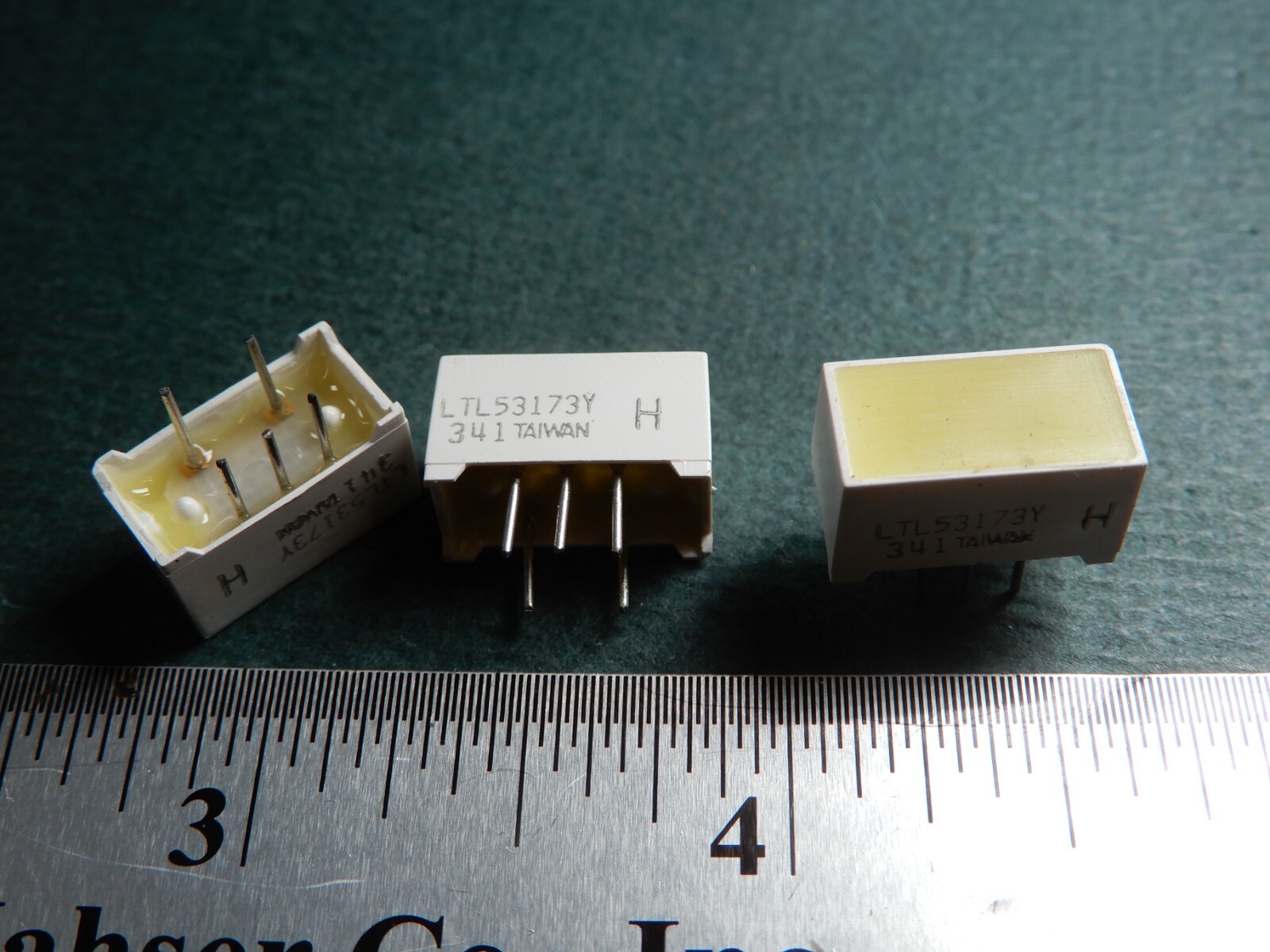 Lite-On LTL-53173Y Yellow Bar LED Lights PCB Mount Qty 20 NOS