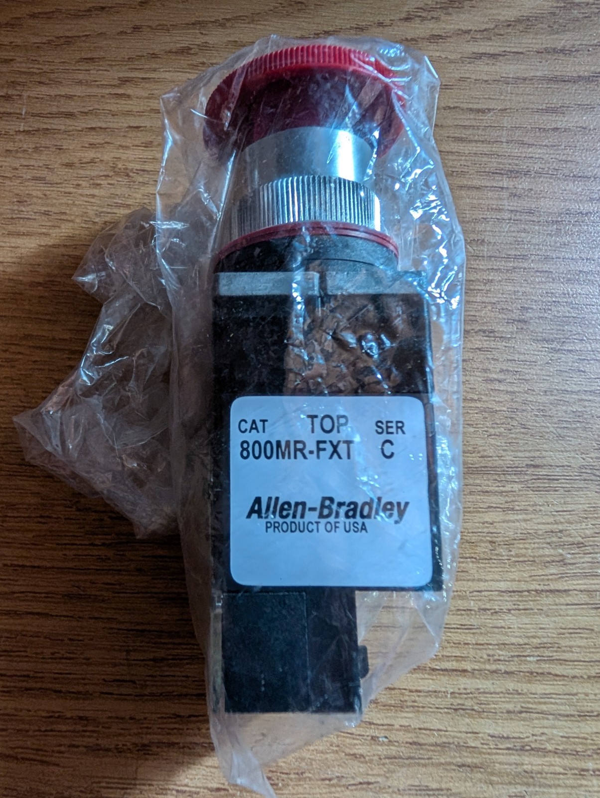 Allen Bradley 800MR-FXT Series A Small 2 Pos. Red Twist Release Push Button NNB