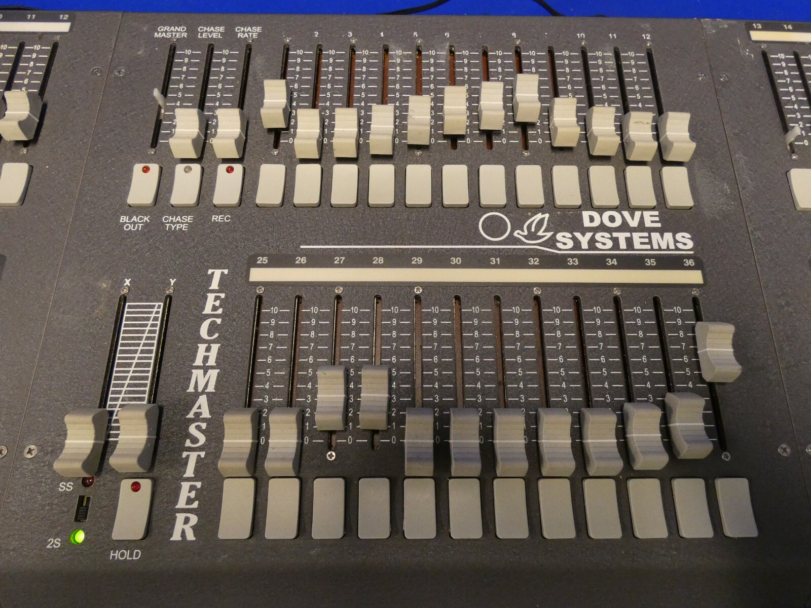 Dove Systems 24/48 (TM-TS 24/48) Techmaster Dimming Console w/Power Supply