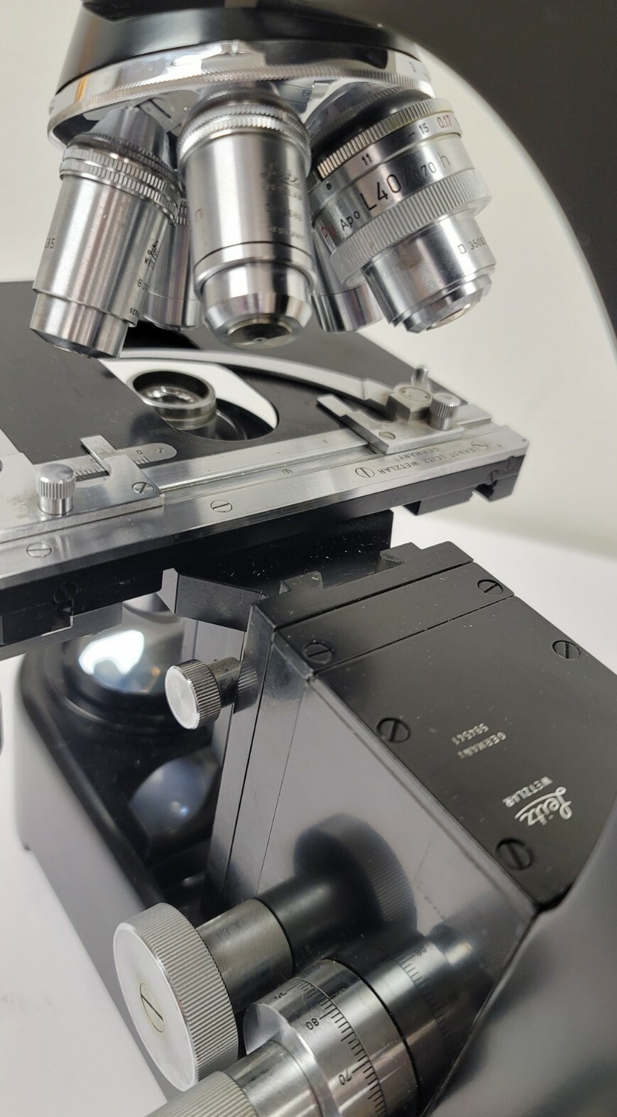 Leitz Wetzlar Ortholux Trinocular Microscope w/ Five Objectives Germany