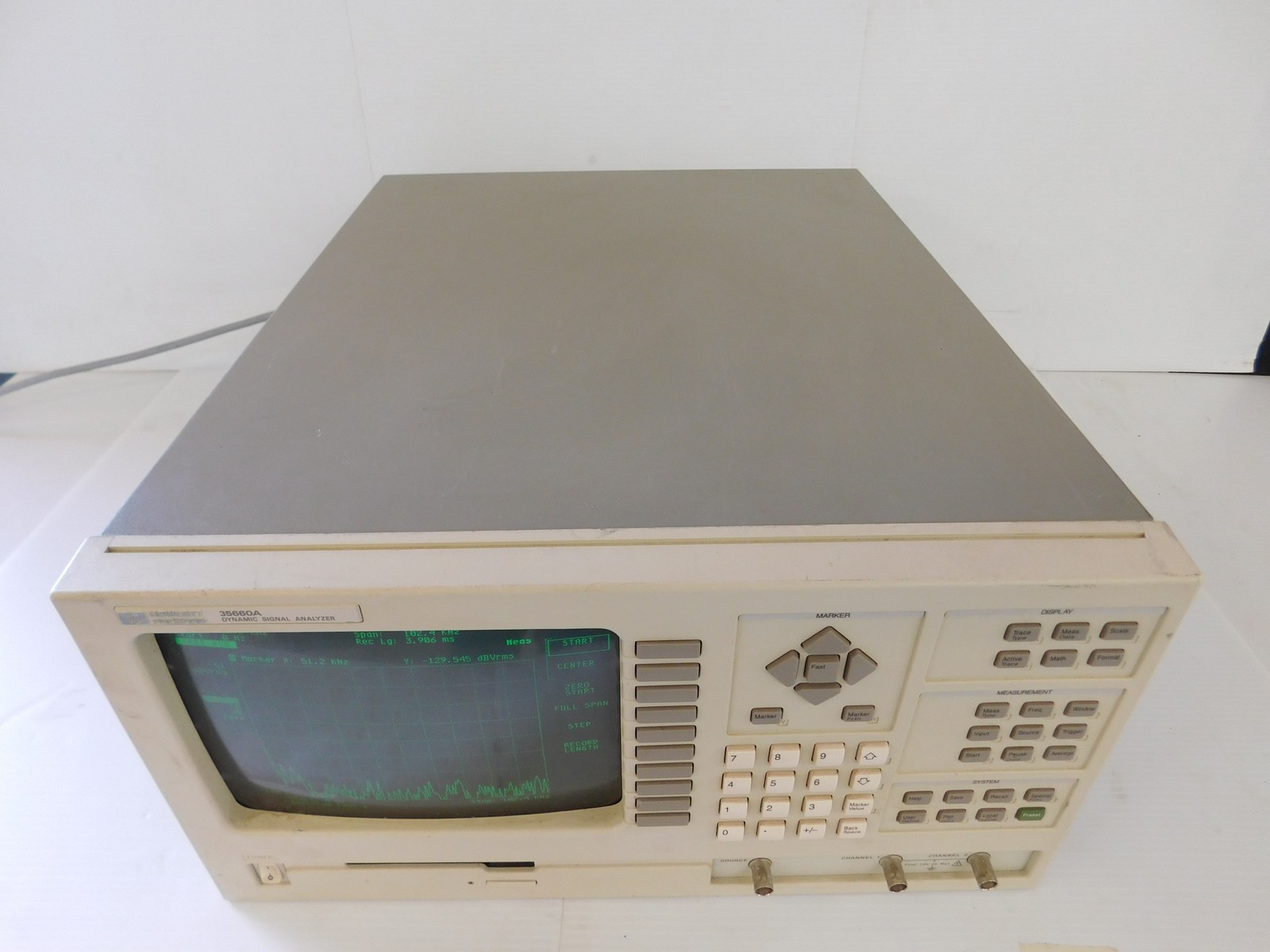 HEWLETT PACKARD 35660A DYNAMIC SIGNAL ANALYZER (BSJ47)