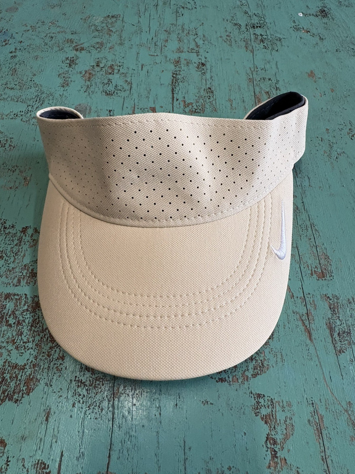 Nike Dri-FIT AeroBill Visor Tan Khaki Adjustable One Size Unisex FA19