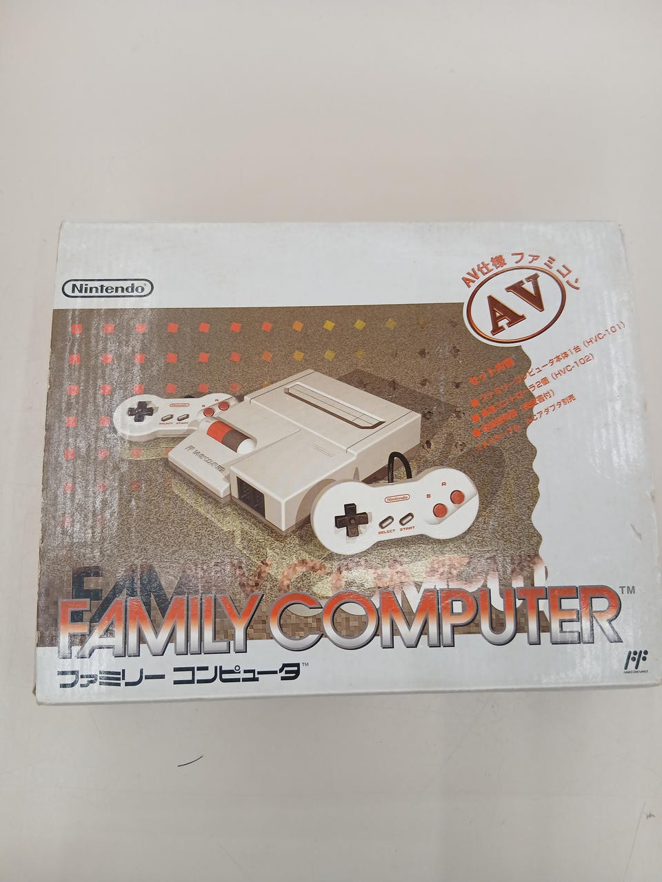 NEW Famicom Model HVC 101 NINTENDO