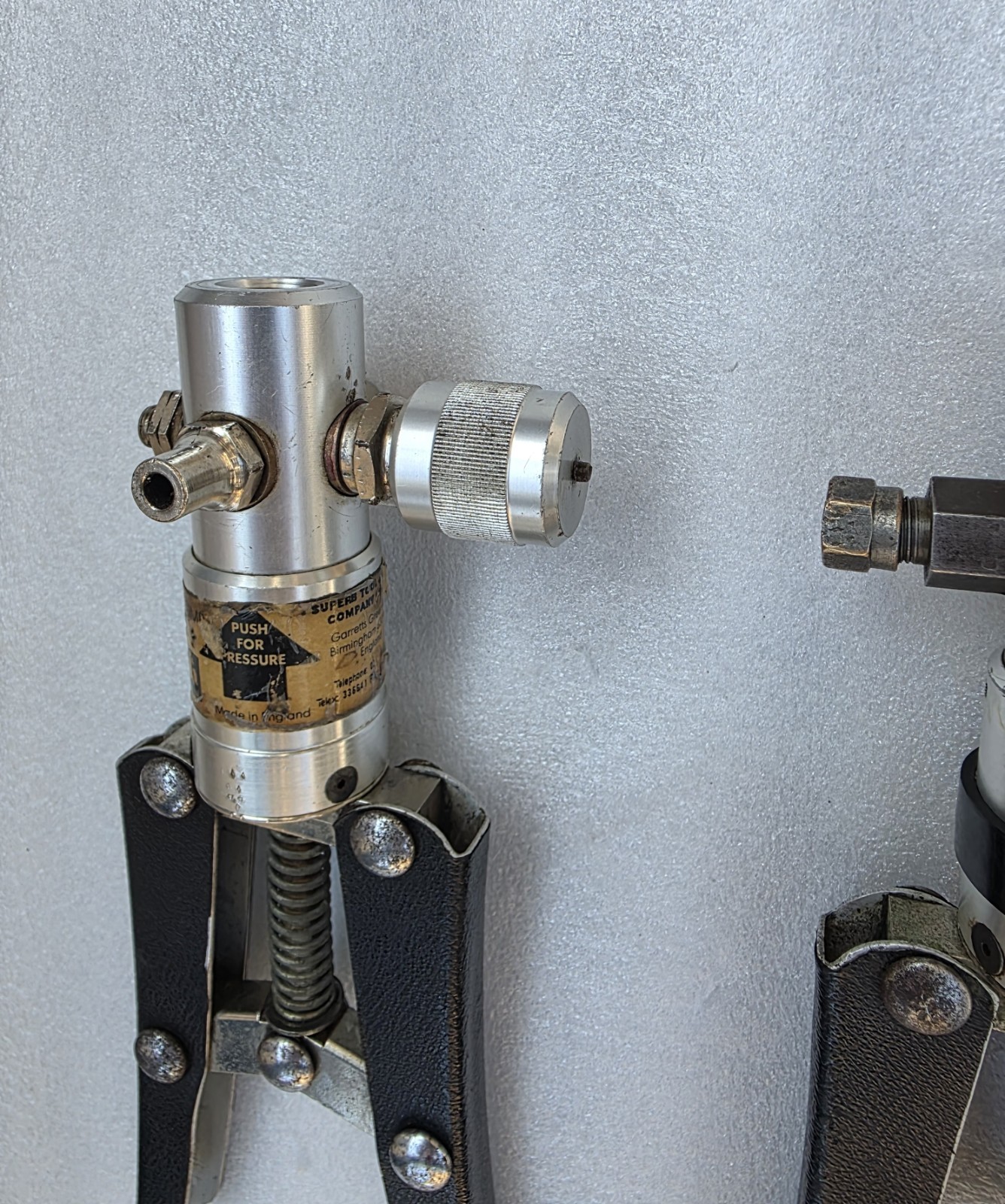 Superb TP1 Hand Held Test Pressure Calibrator Pump Lot