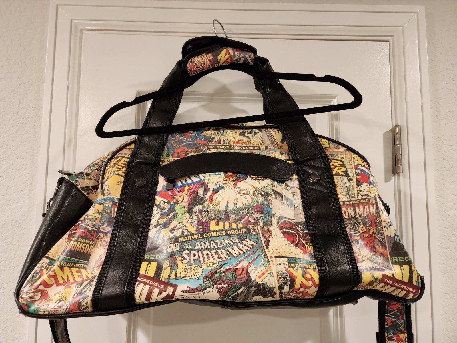 Retro Marvel Dufflebag In Comic Book Print  With Shoulder Strap Excellent Shape