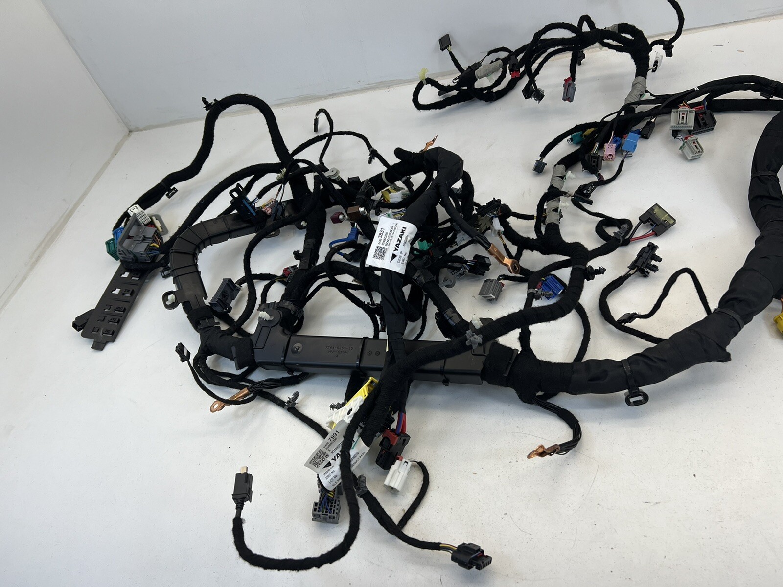 2019 Buick Envision Dashboard Instrument Dash Panel Wire Harnessa OEM.