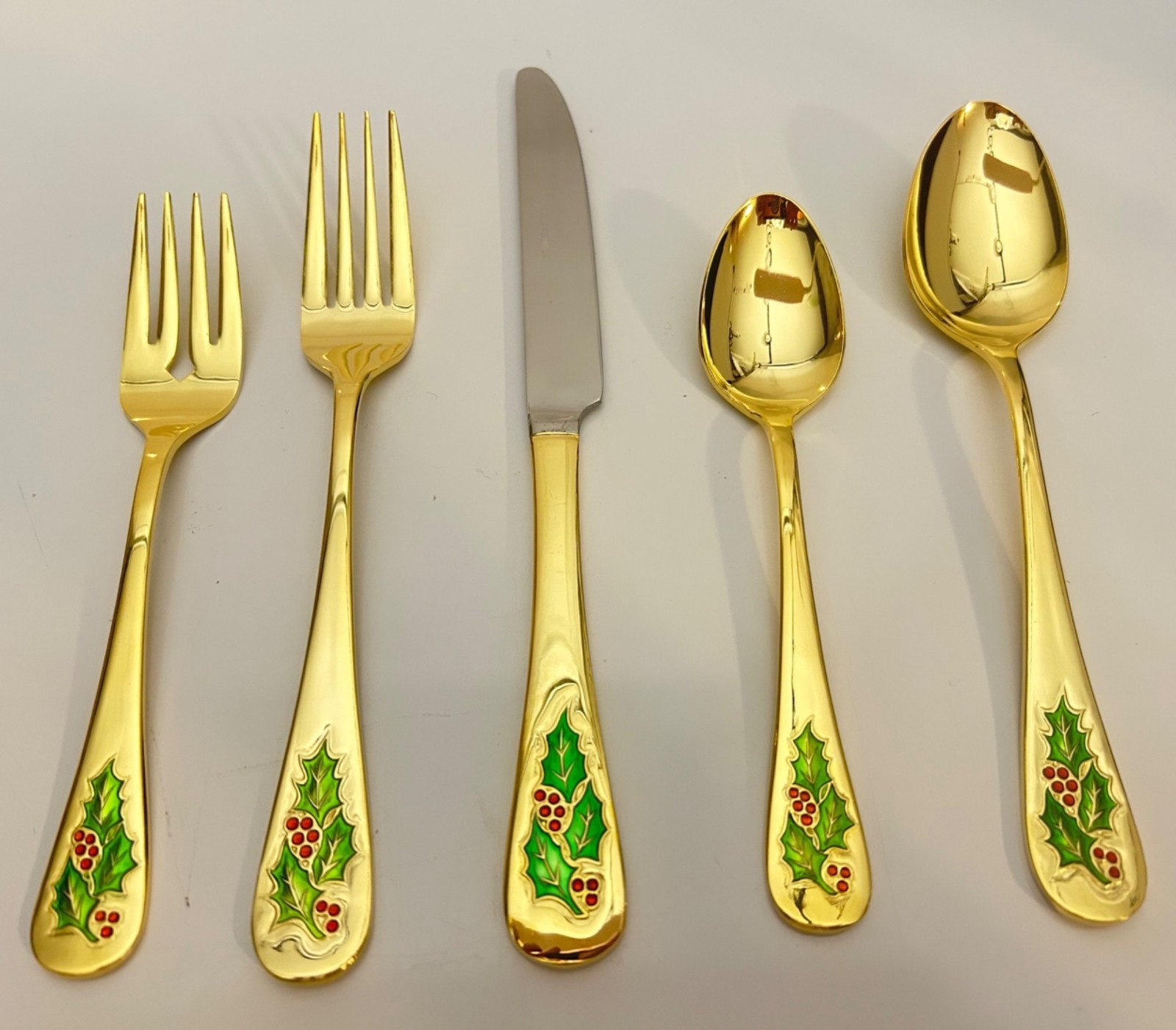 Holly Berry Gold-Plated Stainless Steel Japan Flatware 8 Set New In Sleeves NIB