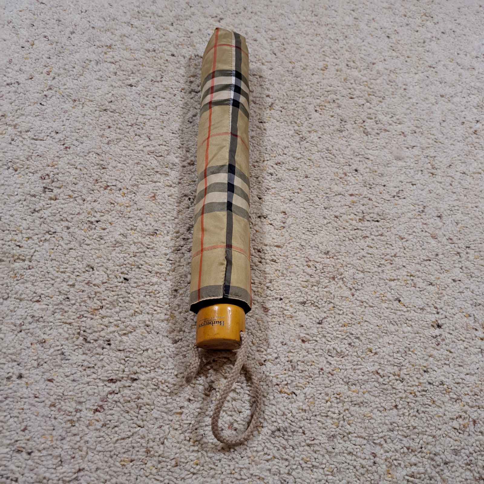 Burberrys London Vintage Umbrella Folding Telescopic Wood Handle Circular Round
