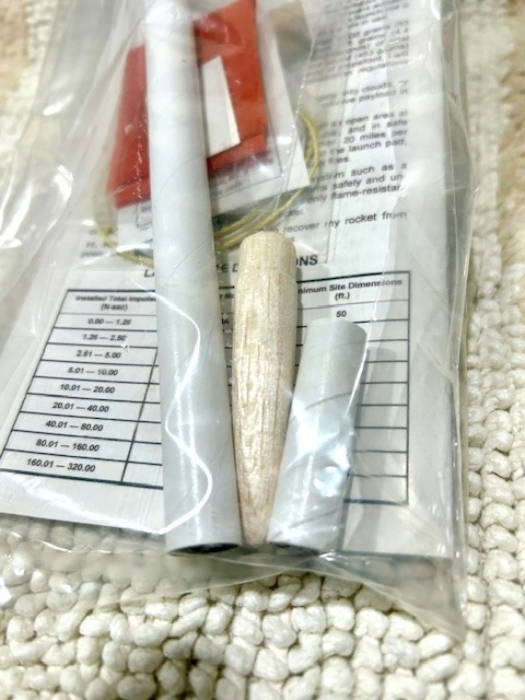 Semroc THUNDERBEE Flying Model Rocket Kit No. KA-1 Made In USA
