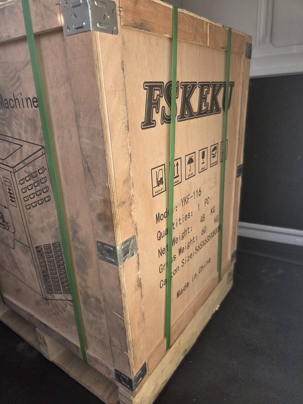 FSKEKU- YKF-116 HARD ICE CREAM MAKER