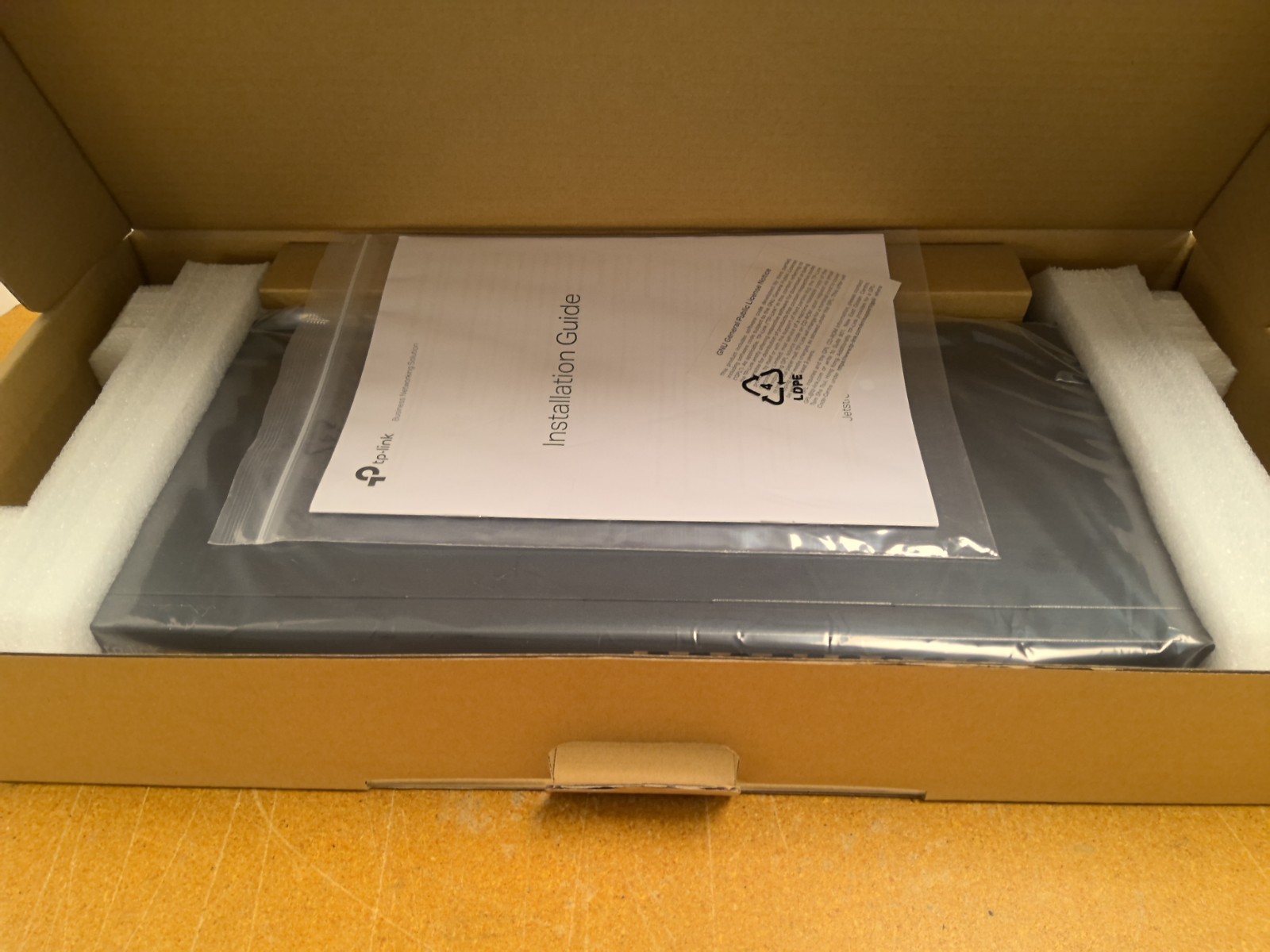 TP SG2218 16pt Jetstream Gigabit Smart Switch W 2 Sfp