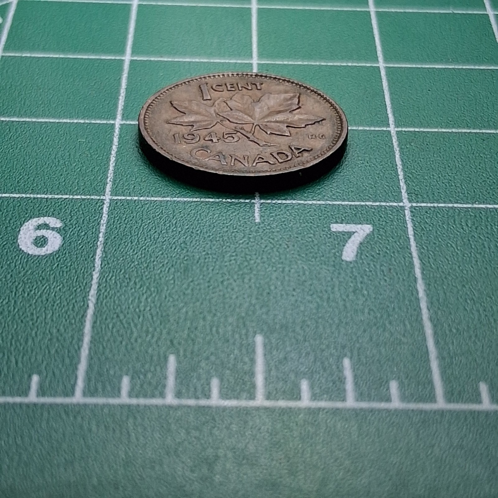 1945 Canada 1 Cent King George VI / Maple Leaf Bronze Coin