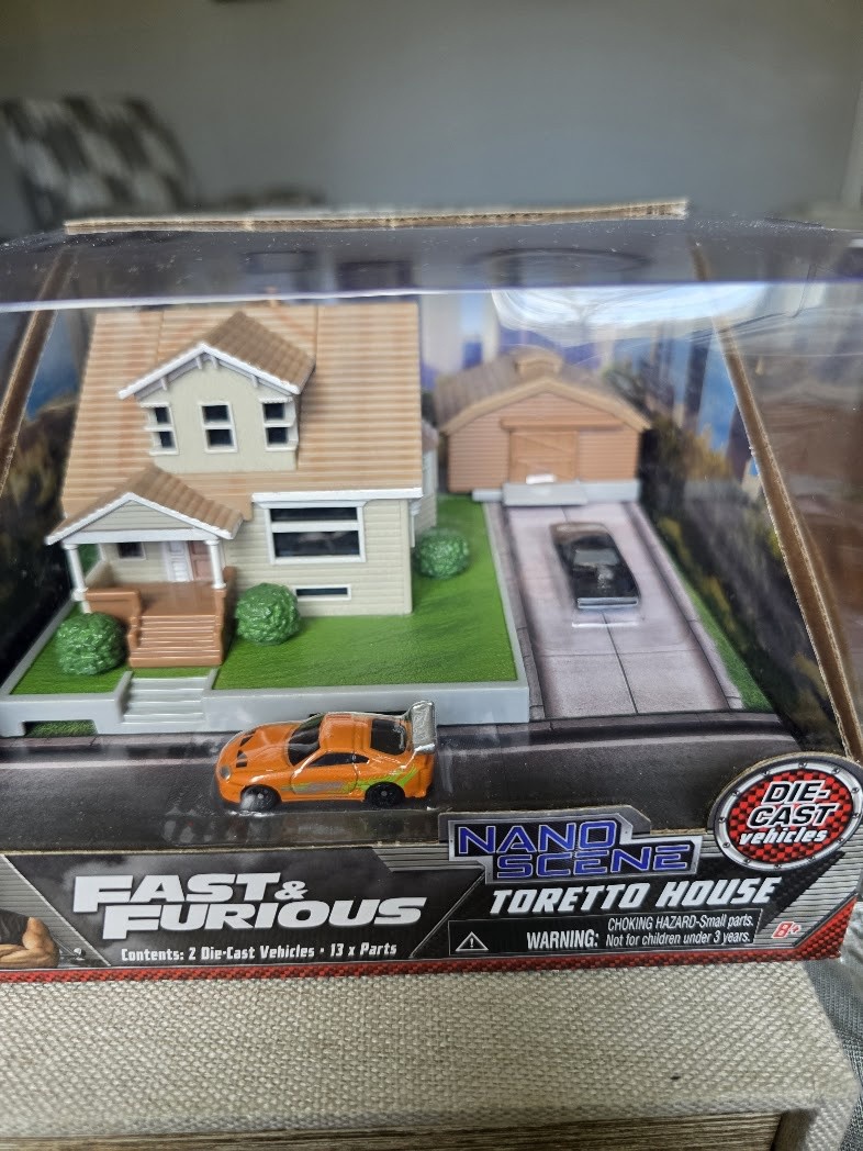 Jada Toys Fast & Furious Nano Scene Toretto House Collectible Diorama NIB