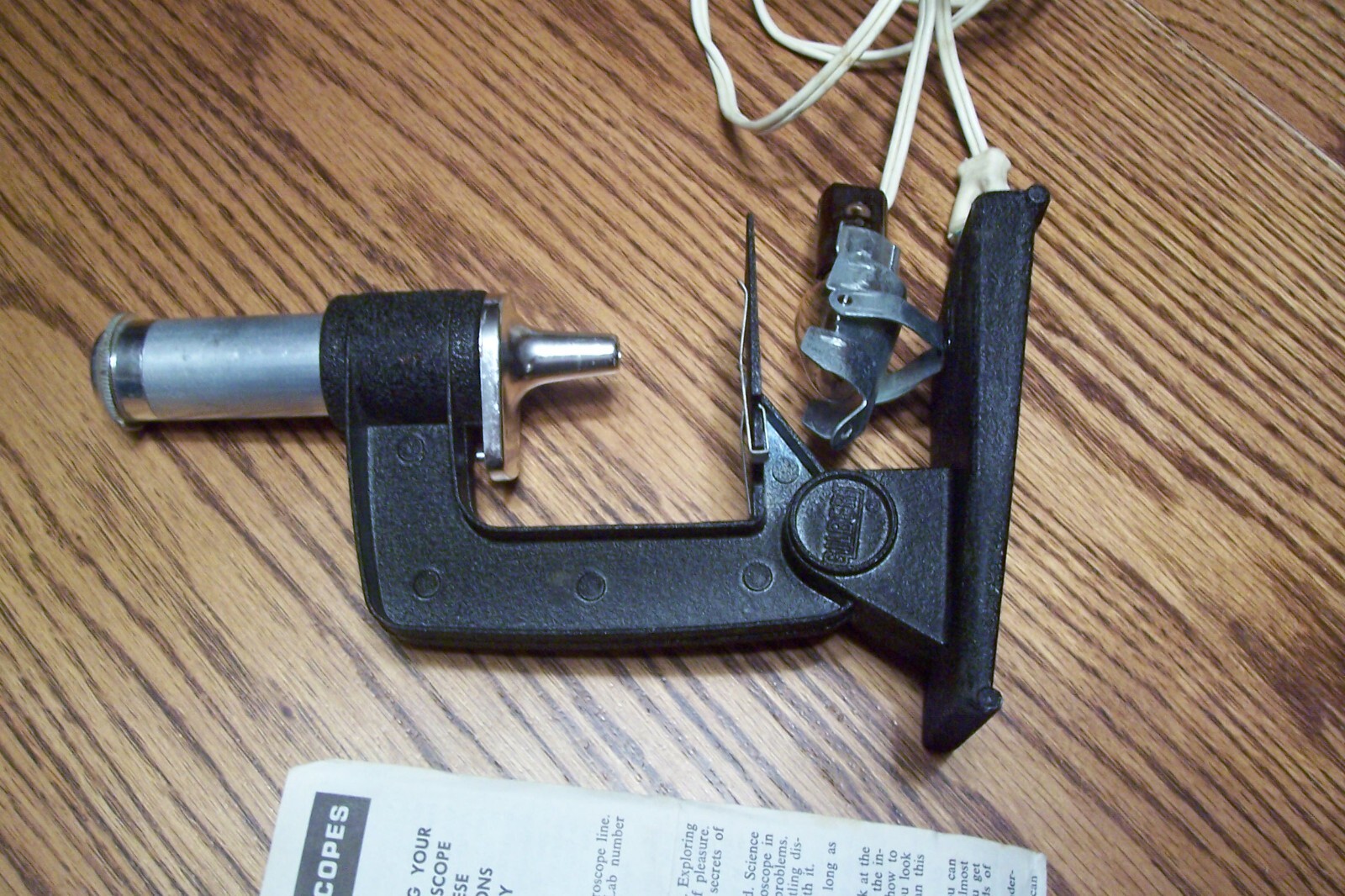 1960's Gilbert Youth Microscope with Instructions - No Slides