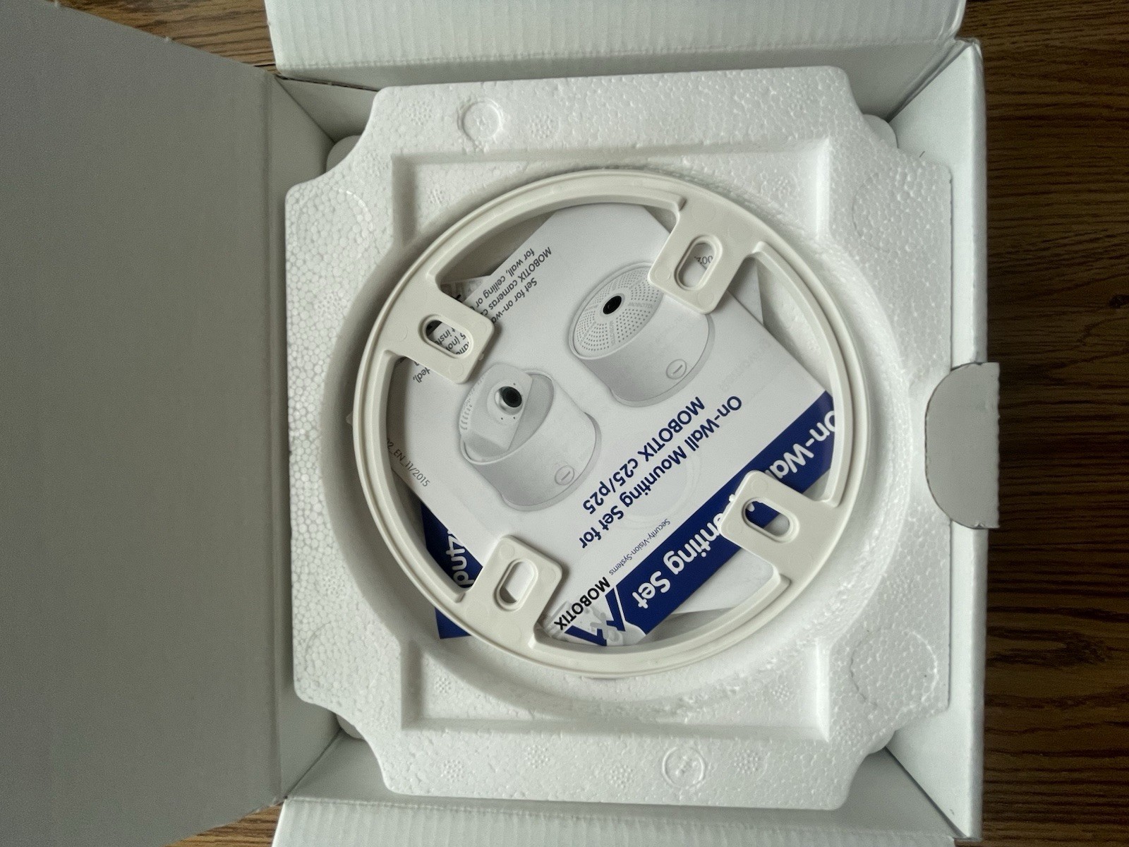 Mobotix MX-MT-OW-1 On-Wall Mounting Set