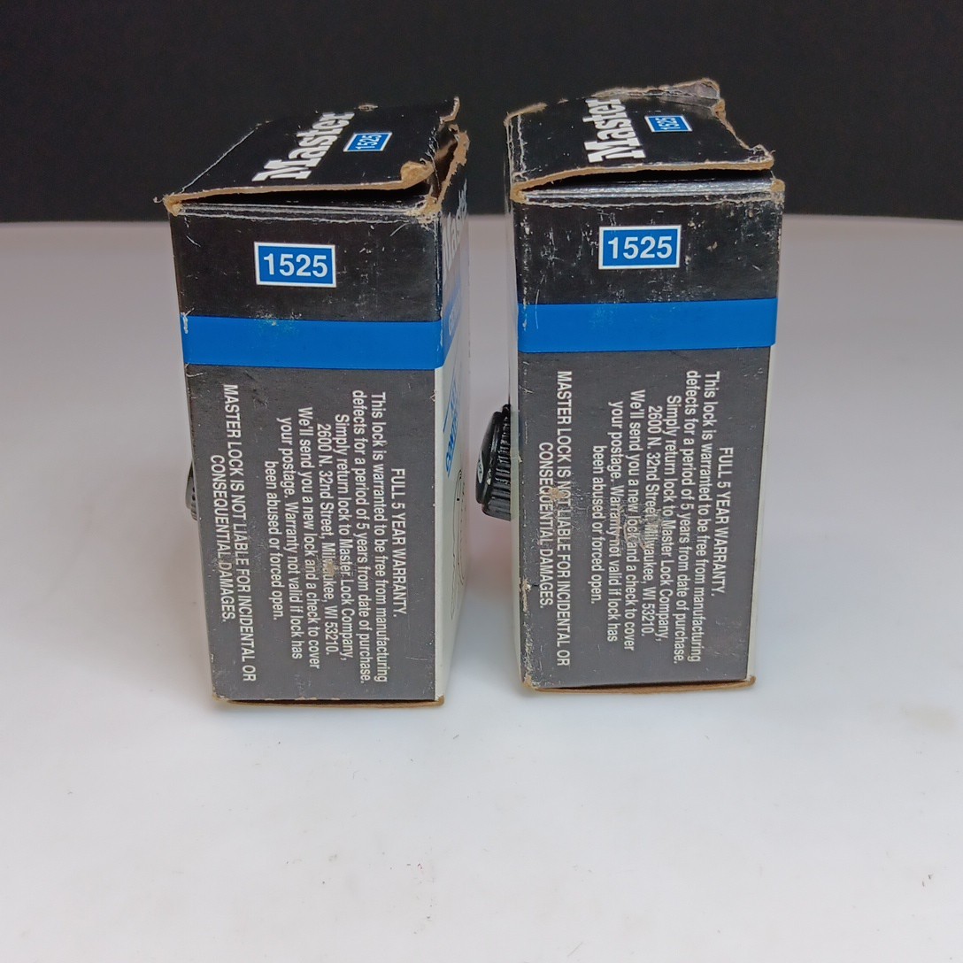 2 Master Lock Medium Security/General Use Combination Padlocks #1525 U.S.A. MADE