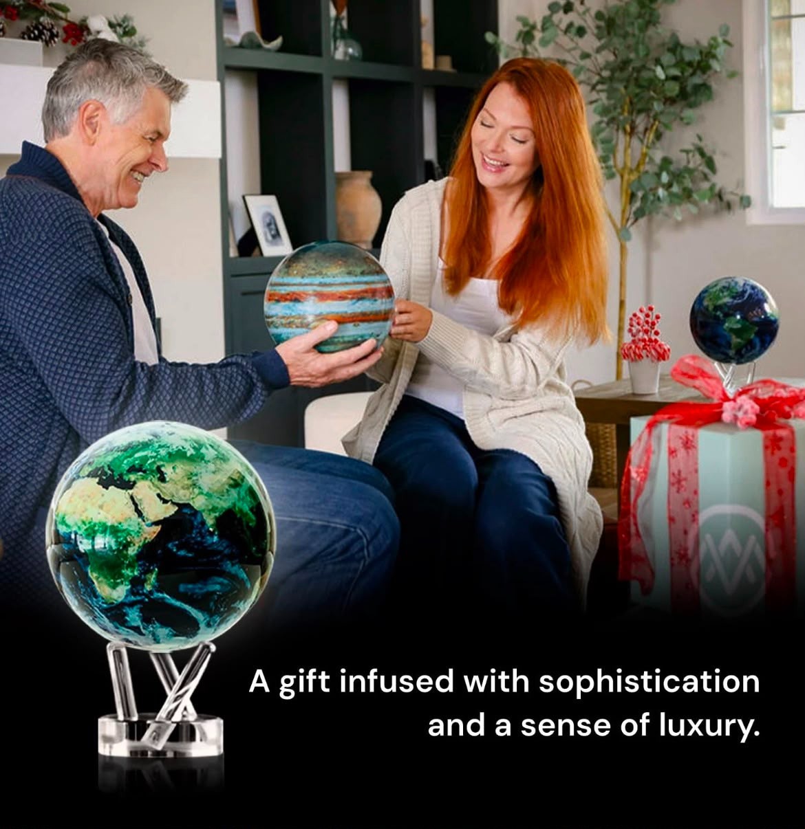 4.5” Self Rotating Globe Earth with Clouds Light Powered Home Office Decor