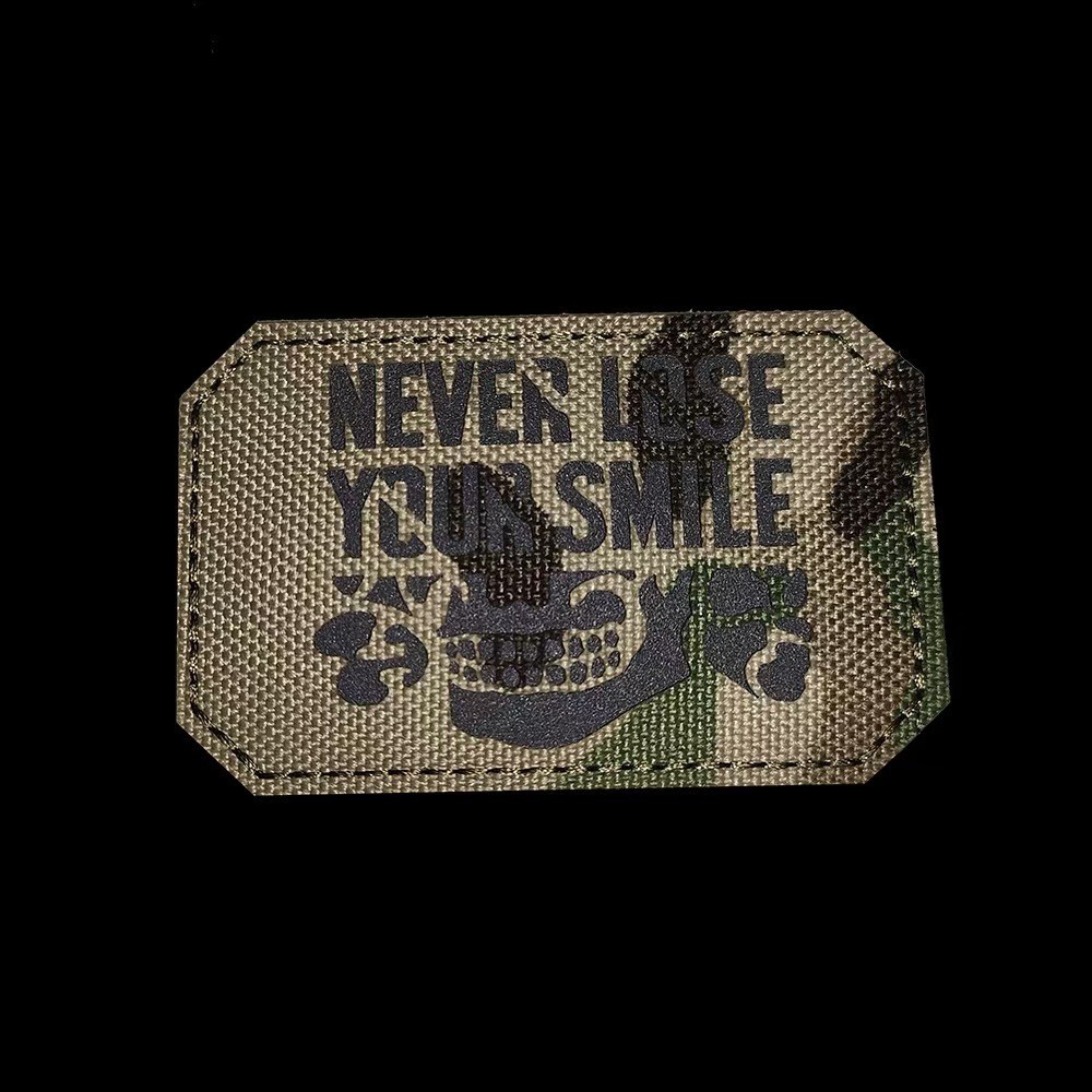 6Pcs REFLECTIVE IR NEVER LOSE YOUR SMILE SKULL MILITRAY HOOK LOOP PATCH CP