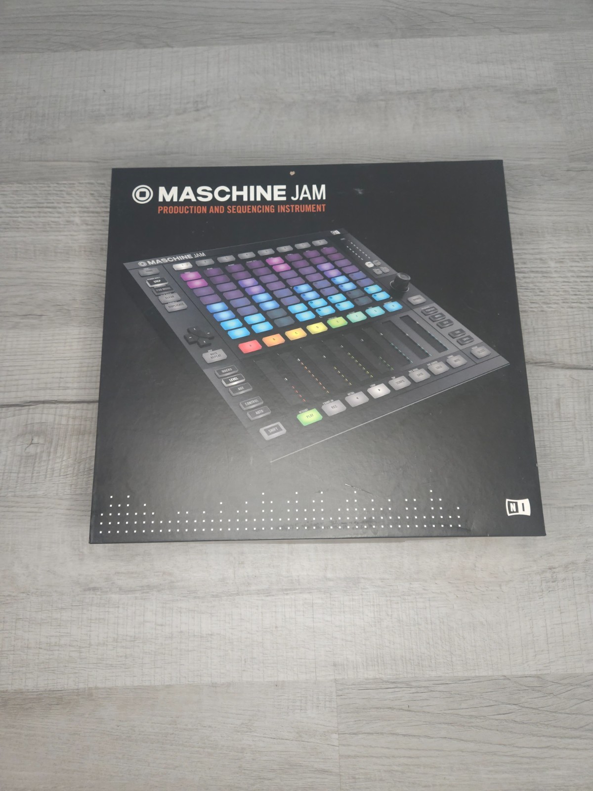 Native Instruments Maschine Jam Production and Sequencing Instrument – Working