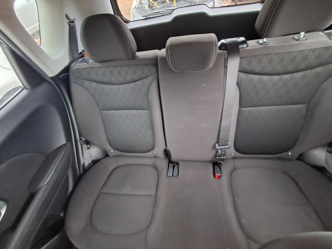SOUL 2019 Glove Box 4764487