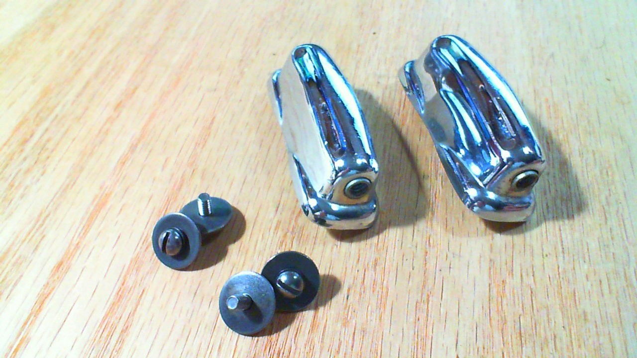 SLINGERLAND SNARE LUGS 2PC D726-04