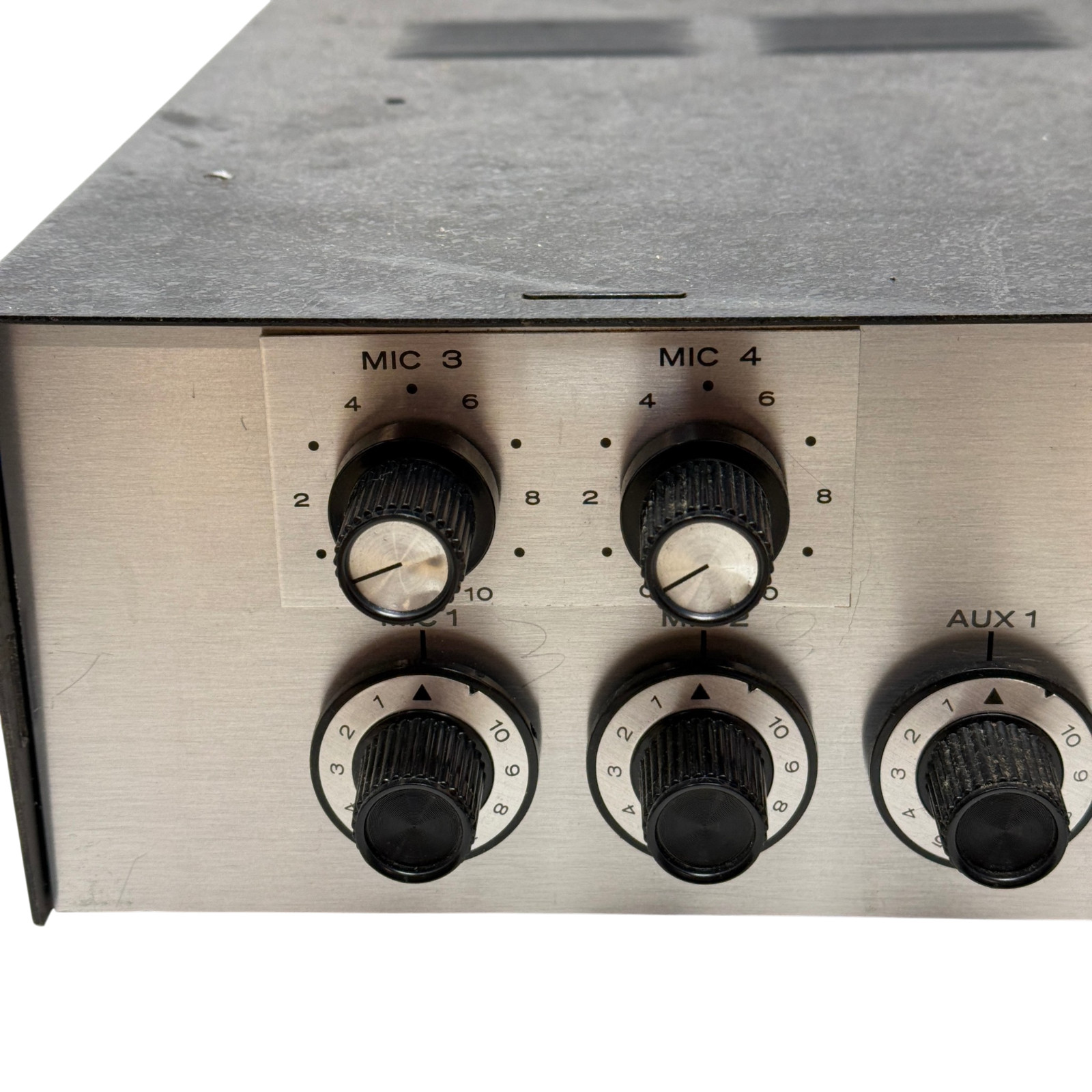 Bogen CHS-60A Flex-Pak Solid-State PA Public Address Amplifier Powers On