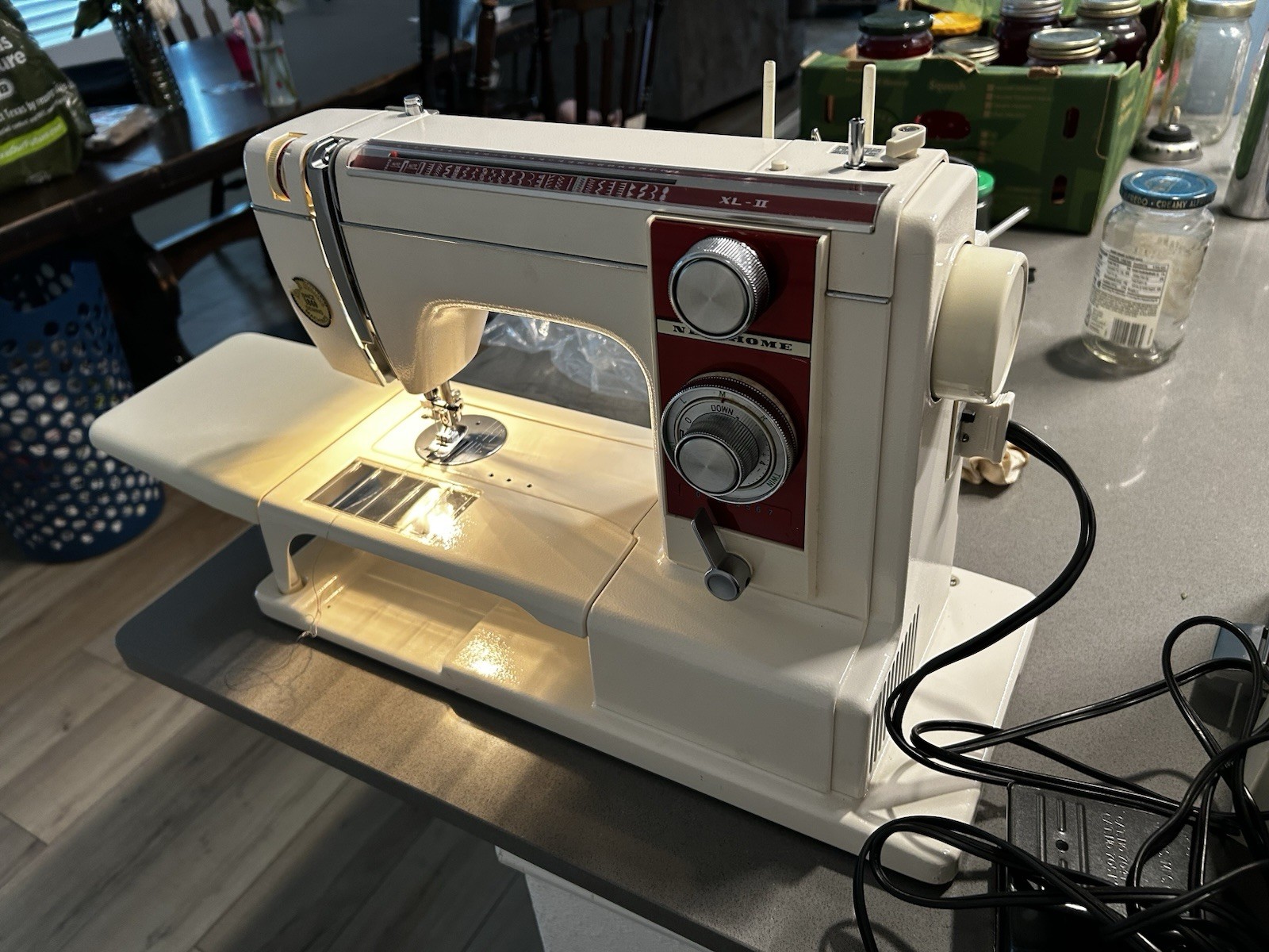 Vintage - New Home Sewing Machine - Model 900