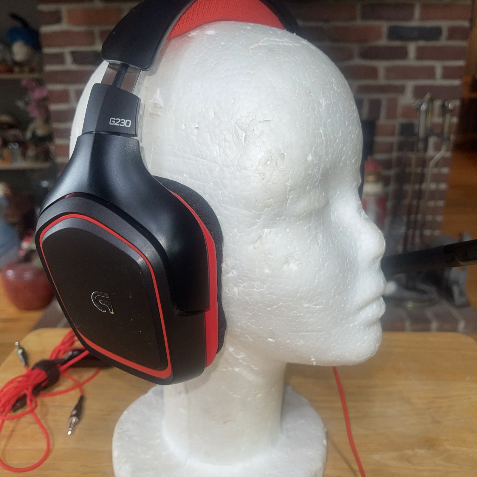 Logitech G230 Black/Red Over the Ear Gaming Headset Desktop