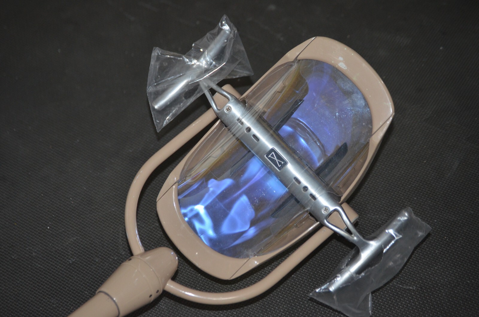 Pelton & Crane LFC Ceiling Mount Dental Light