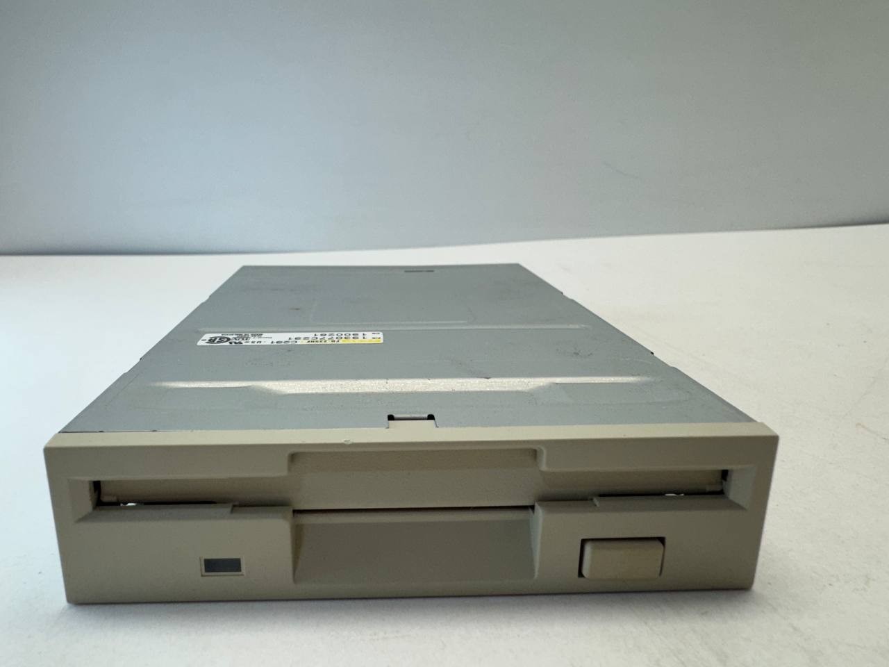 TEAC FD-235HF C291 3.5" Floppy Disk Drive Internal FDD Beige Vintage PC
