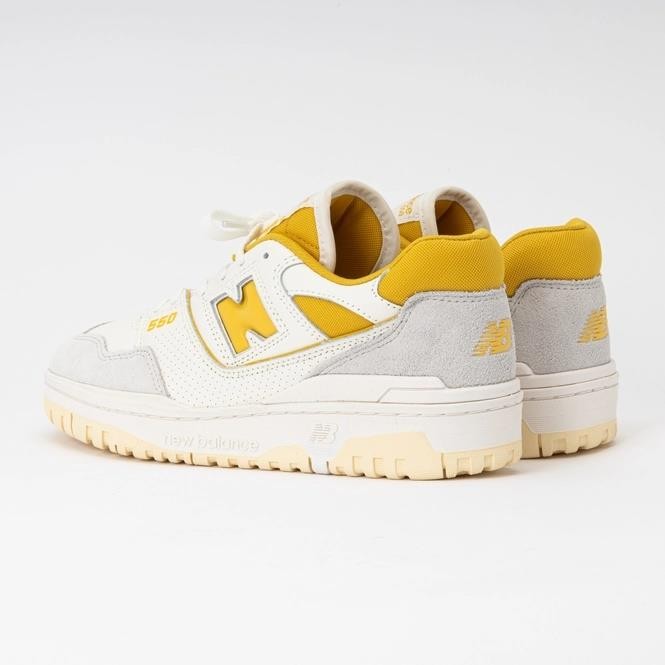 Trainers New Balance Unisex BB550EYW Sea Salt/Ginger Lemon Men's BB550EYW New