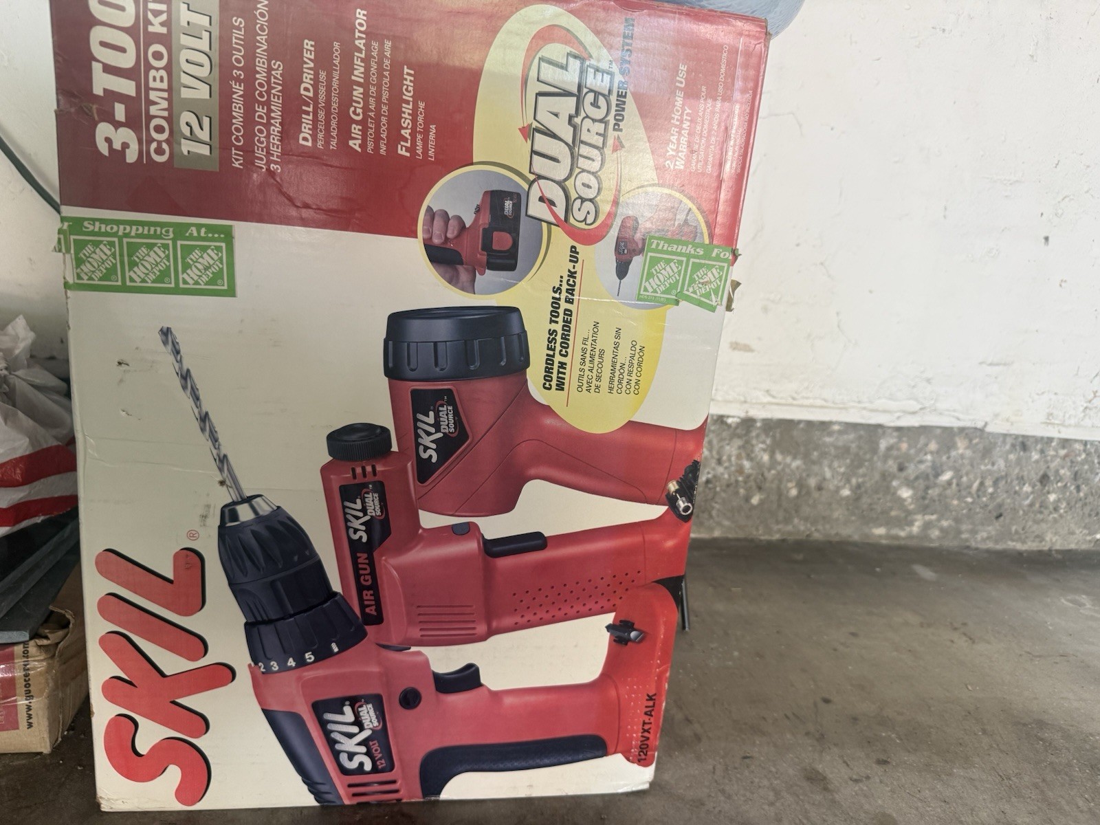 SKIL Dual Source 12V Cordless 3-Tool Combo Kit Drill/Driver Inflator Flashlight